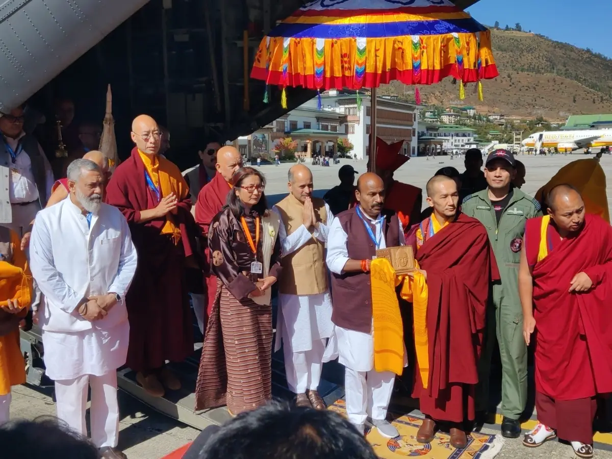 Sacred relics of Buddha arrive in Bhutan from India