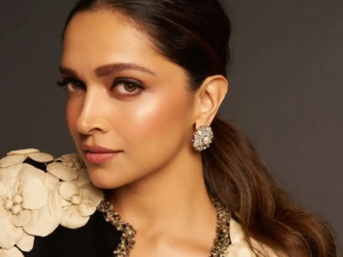 Sabyasachi Mukherjee hails Deepika Padukone, says, 'she’s most famous person from India' Sabyasachi Mukherjee hails Deepika Padukone, says, 'she’s most famous person from India'