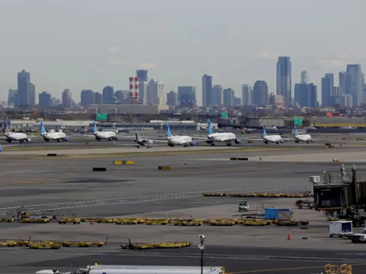 Travel chaos across US as 945 flights cancelled and over 3,300 delayed amid shutdown Travel chaos across US as 945 flights cancelled and over 3,300 delayed amid shutdown