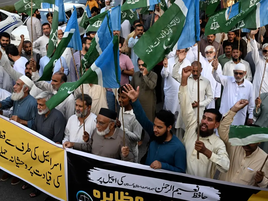 End of democracy in Pakistan? Opposition vows nationwide protest over amendment handing more powers to Asim Munir End of democracy in Pakistan? Opposition vows nationwide protest over amendment handing more powers to Asim Munir