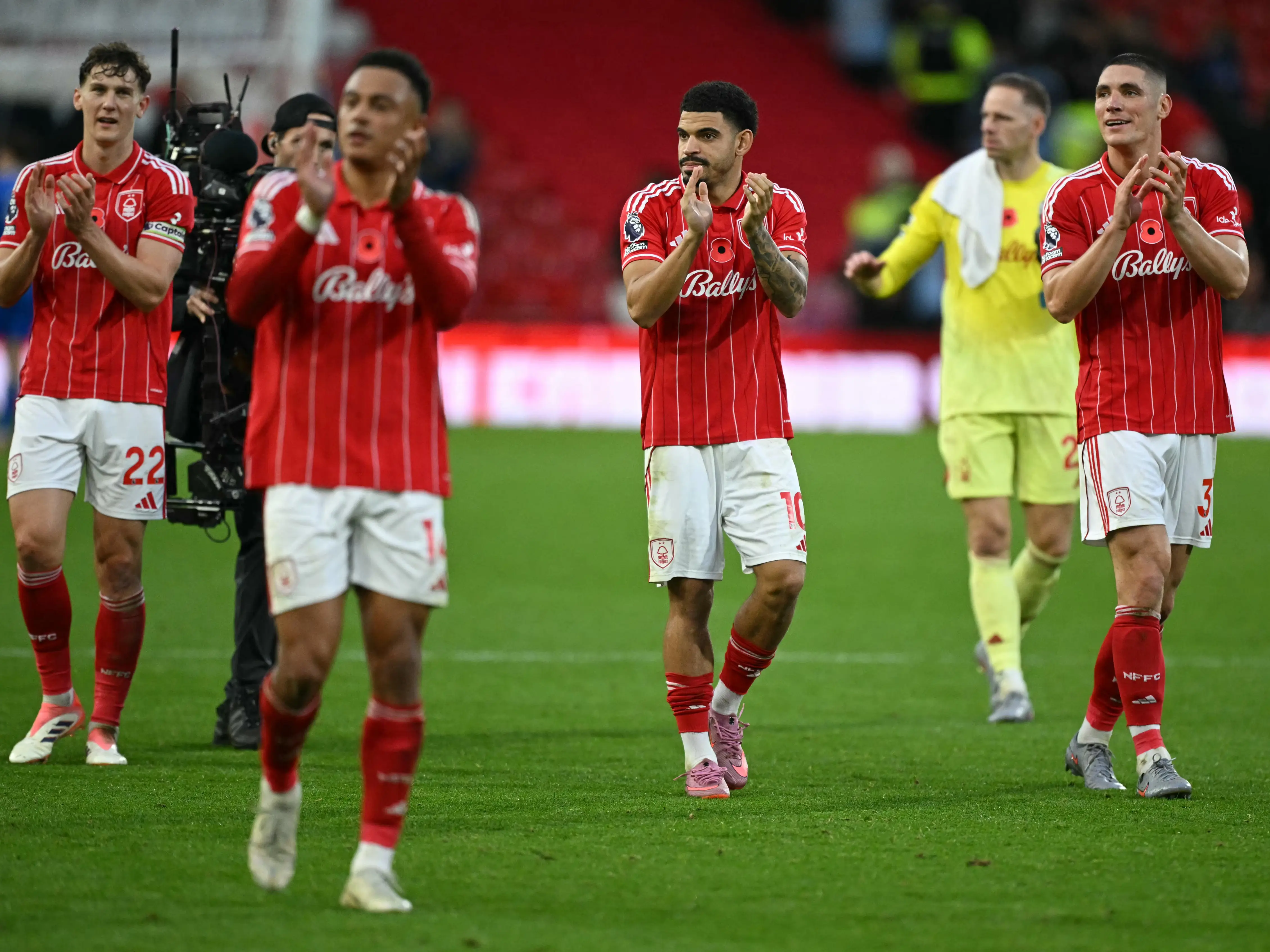 Premier League: Nottingham Forest boost survival bid; Aston Villa thrash Bournemouth 4-0 Premier League: Nottingham Forest boost survival bid; Aston Villa thrash Bournemouth 4-0