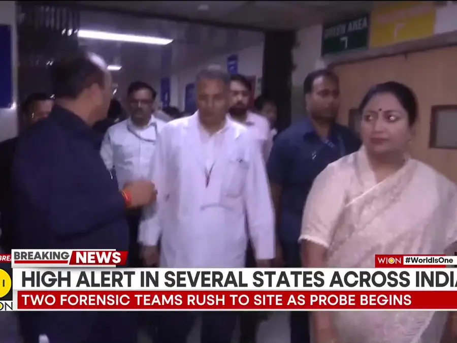 Red Fort Blast: Delhi CM Visits LNJP Hospital |Assesses Injured & Emergency Response 