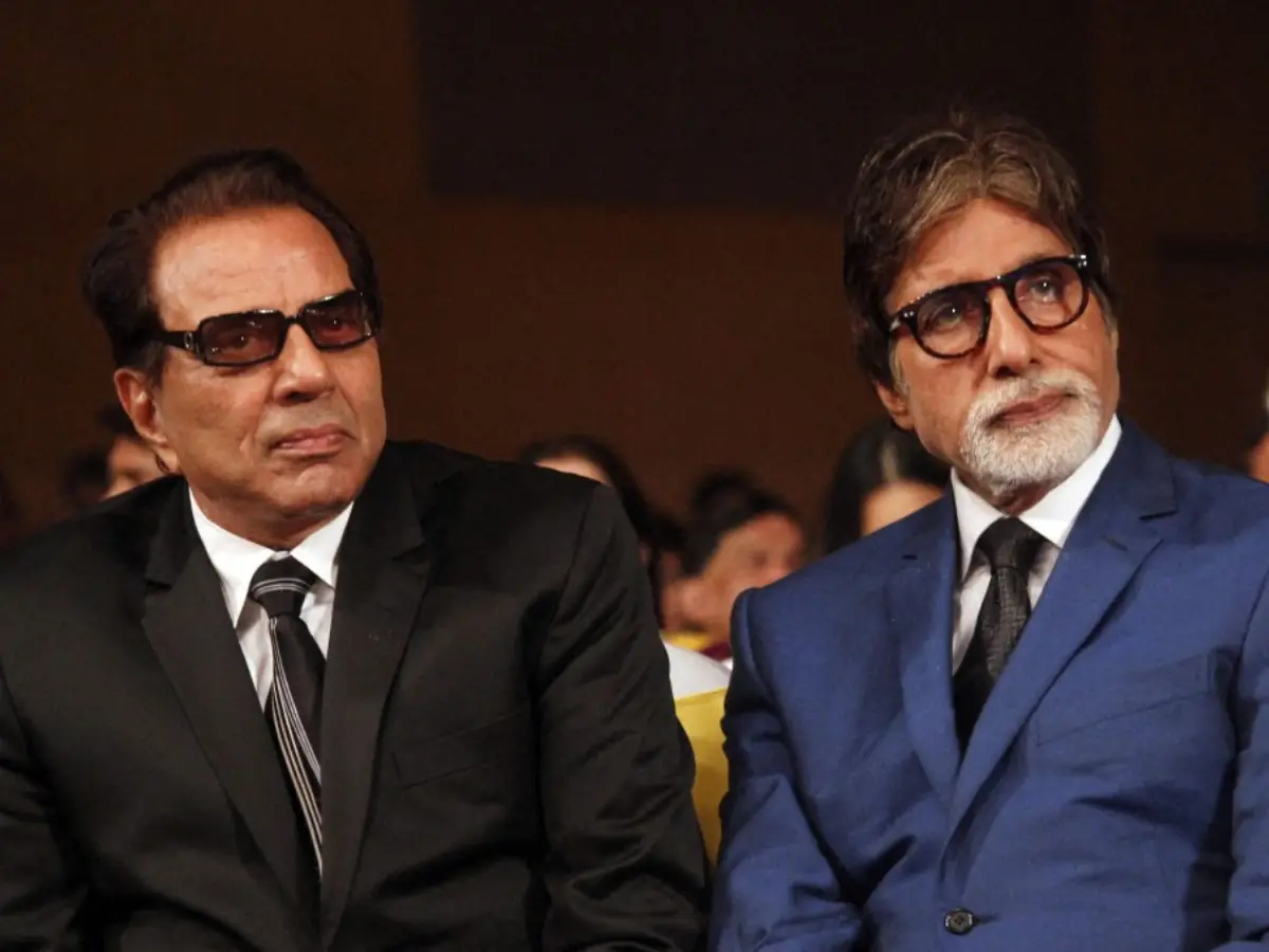 Amitabh Bachchan pays a warm tribute to his ‘friend, idol’ Dharmendra on KBC Amitabh Bachchan pays a warm tribute to his ‘friend, idol’ Dharmendra on KBC