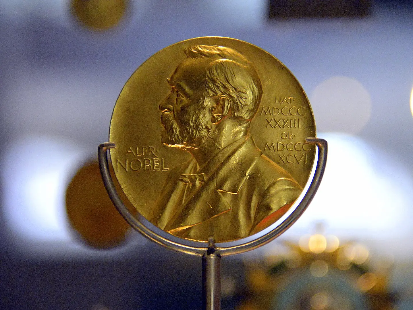 Top 7 countries with the most Nobel Prize winners in 2025
