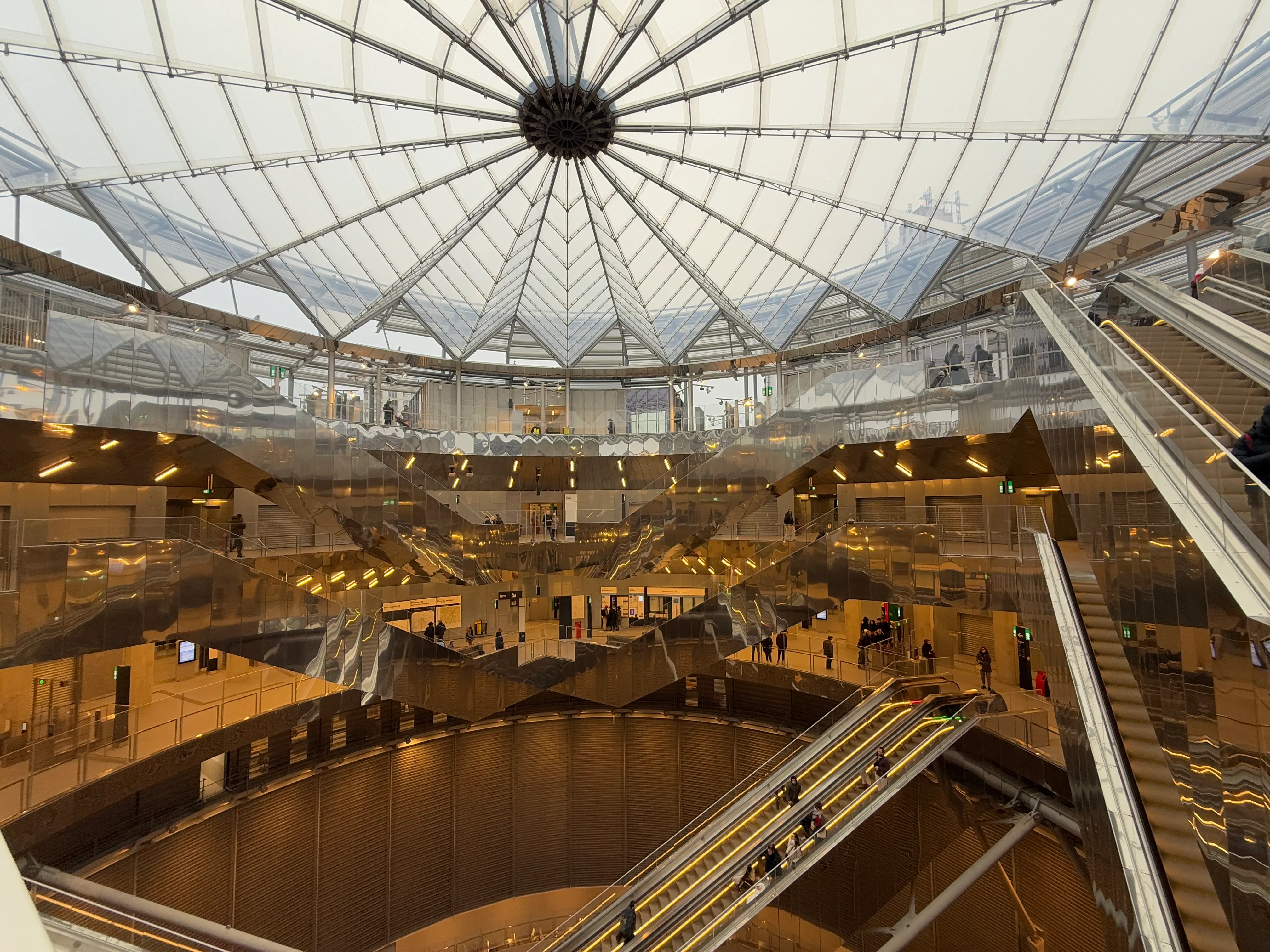 Gustave Roussy Station, Villejuif, France