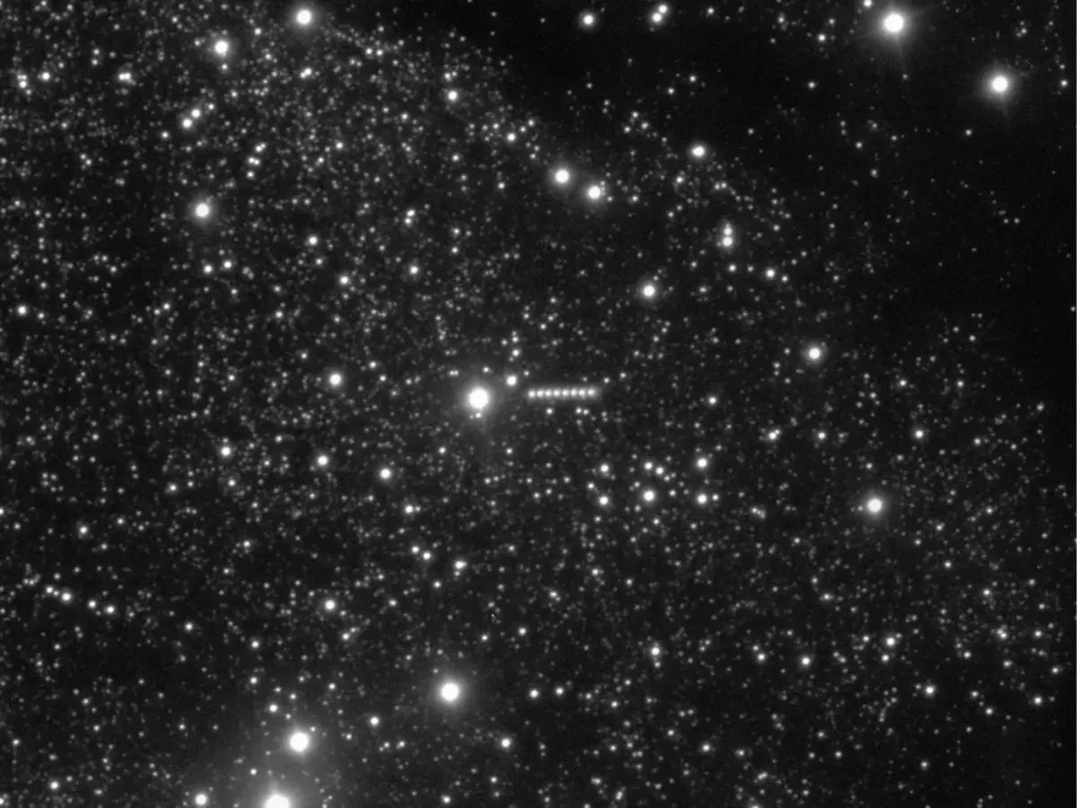 3I/ATLAS Live Tracker: Did interstellar comet rupture into 16 pieces near the Sun? 3I/ATLAS Live Tracker: Did interstellar comet rupture into 16 pieces near the Sun?