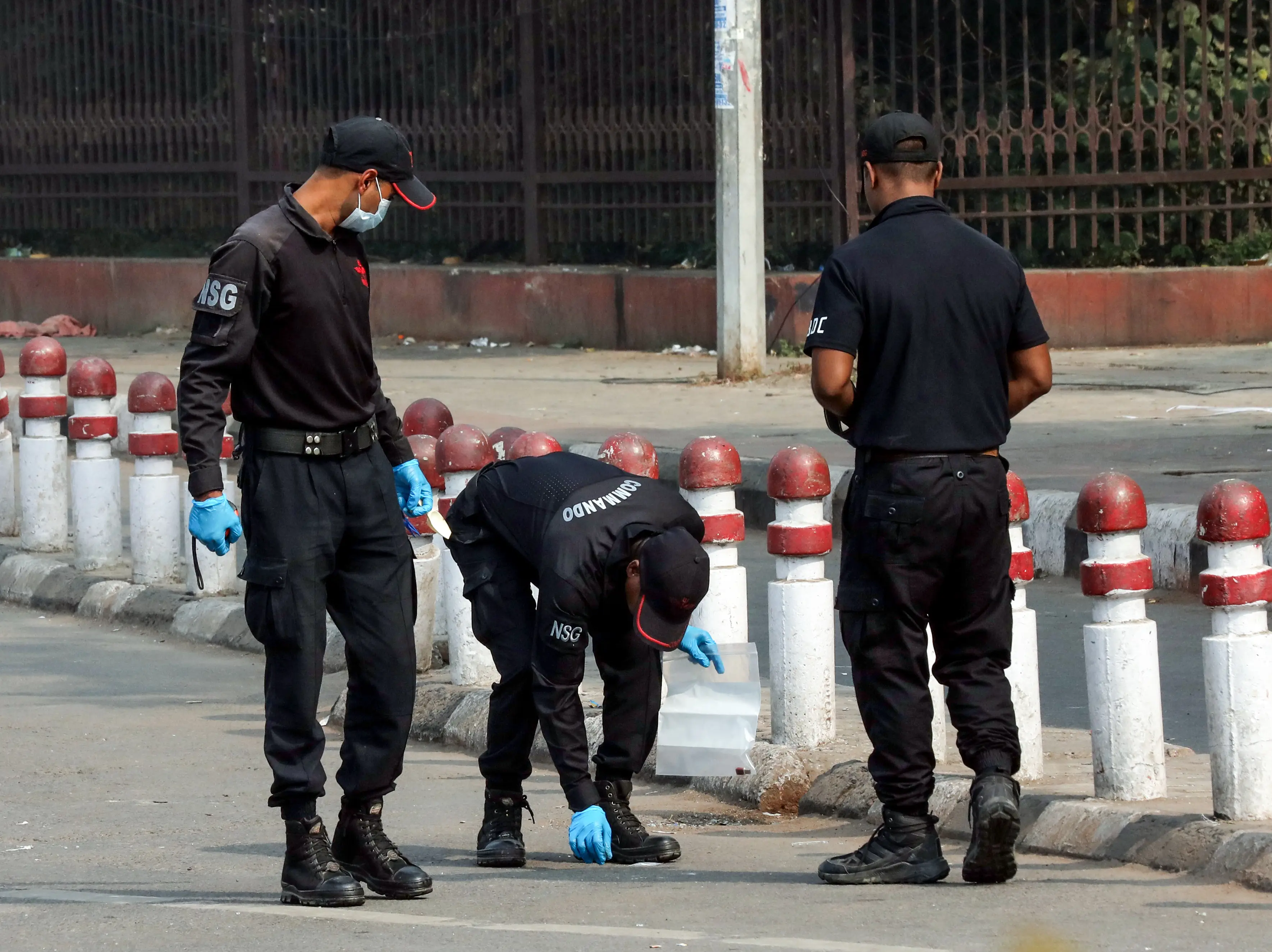 Delhi Red Fort blast: 'Mom, Dad, Kriti' — How tattoos led family to identify 34-year-old businessman Delhi Red Fort blast: 'Mom, Dad, Kriti' — How tattoos led family to identify 34-year-old businessman