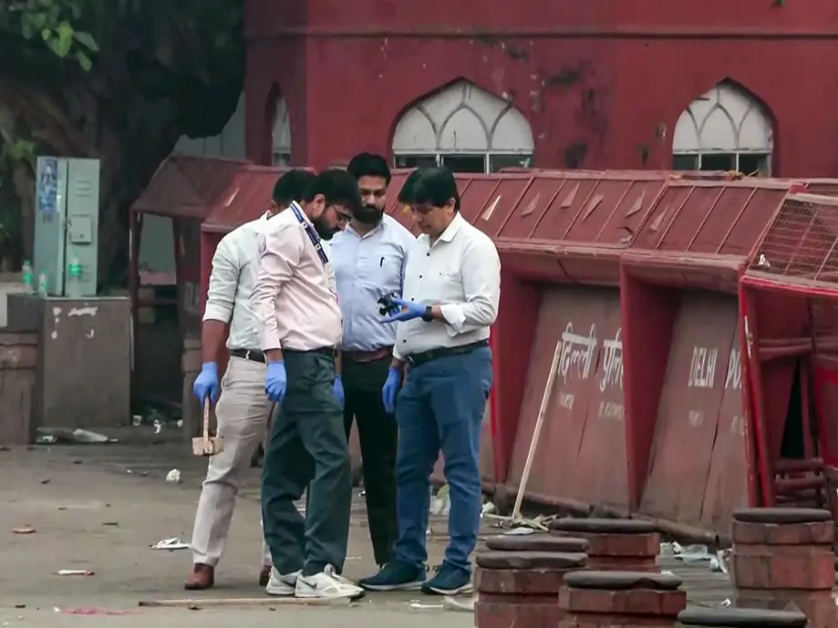 Delhi's Red Fort blast triggered by panic, device not fully assembled: Sources Delhi's Red Fort blast triggered by panic, device not fully assembled: Sources