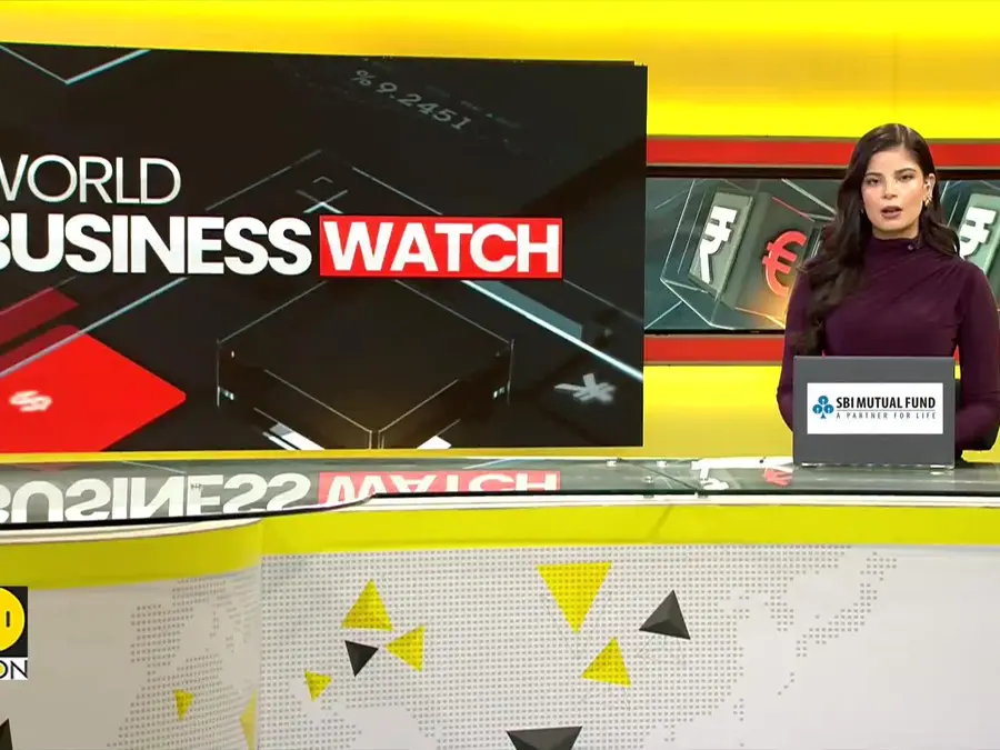 U.S. Holiday Cheer Faces Unexpected Turbulence Amid Economic Uncertainty