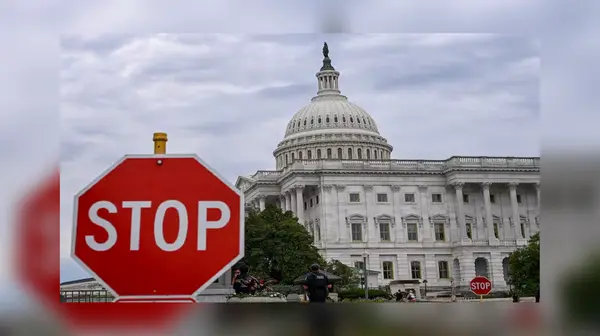 US shutdown: House prepares to vote on bill to end impasse, Dems seek ACA credits for 3 years US shutdown: House prepares to vote on bill to end impasse, Dems seek ACA credits for 3 years