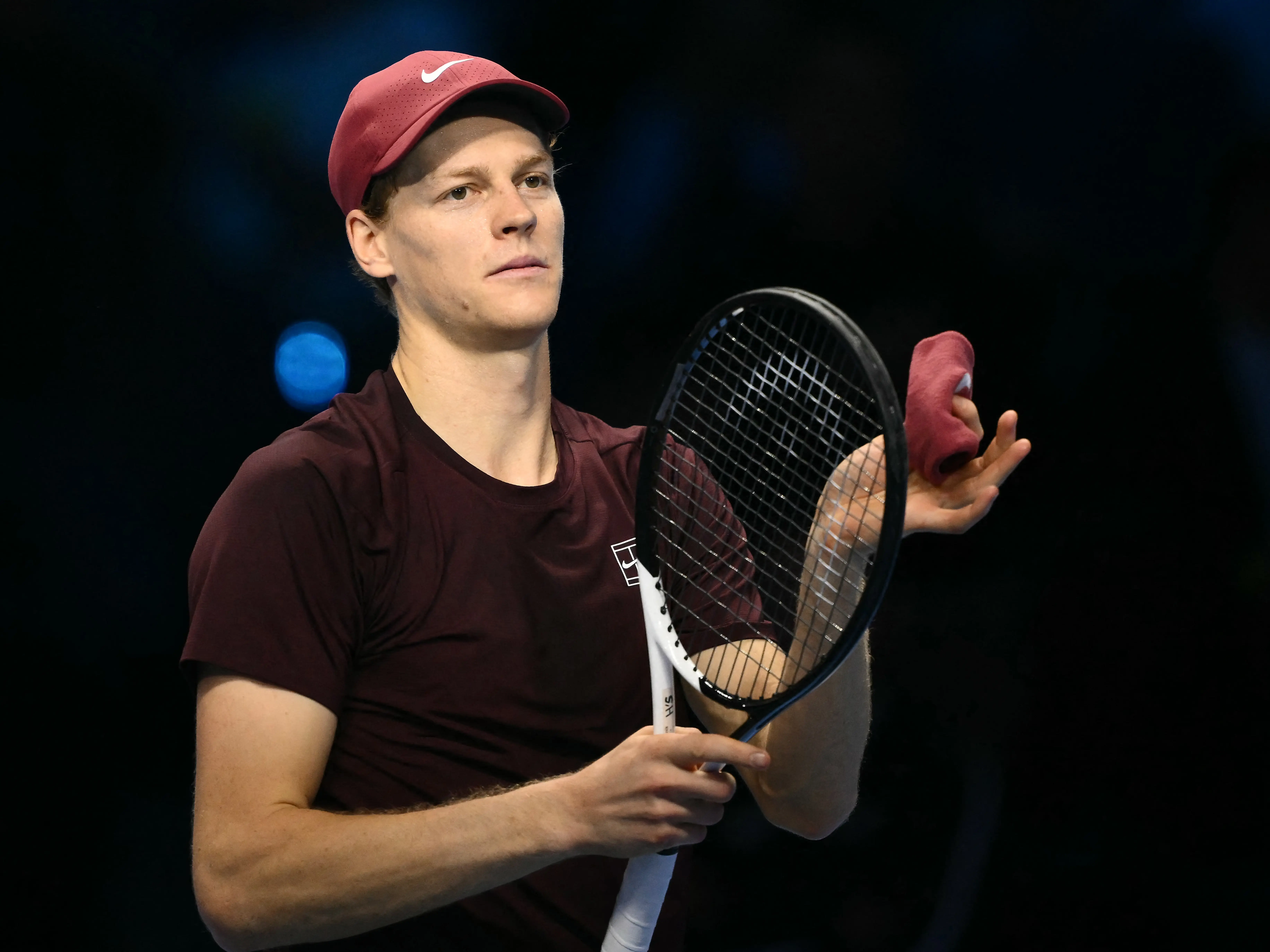 Jannik Sinner breezes past Alexander Zverev to enter last four in ATP Finals Jannik Sinner breezes past Alexander Zverev to enter last four in ATP Finals