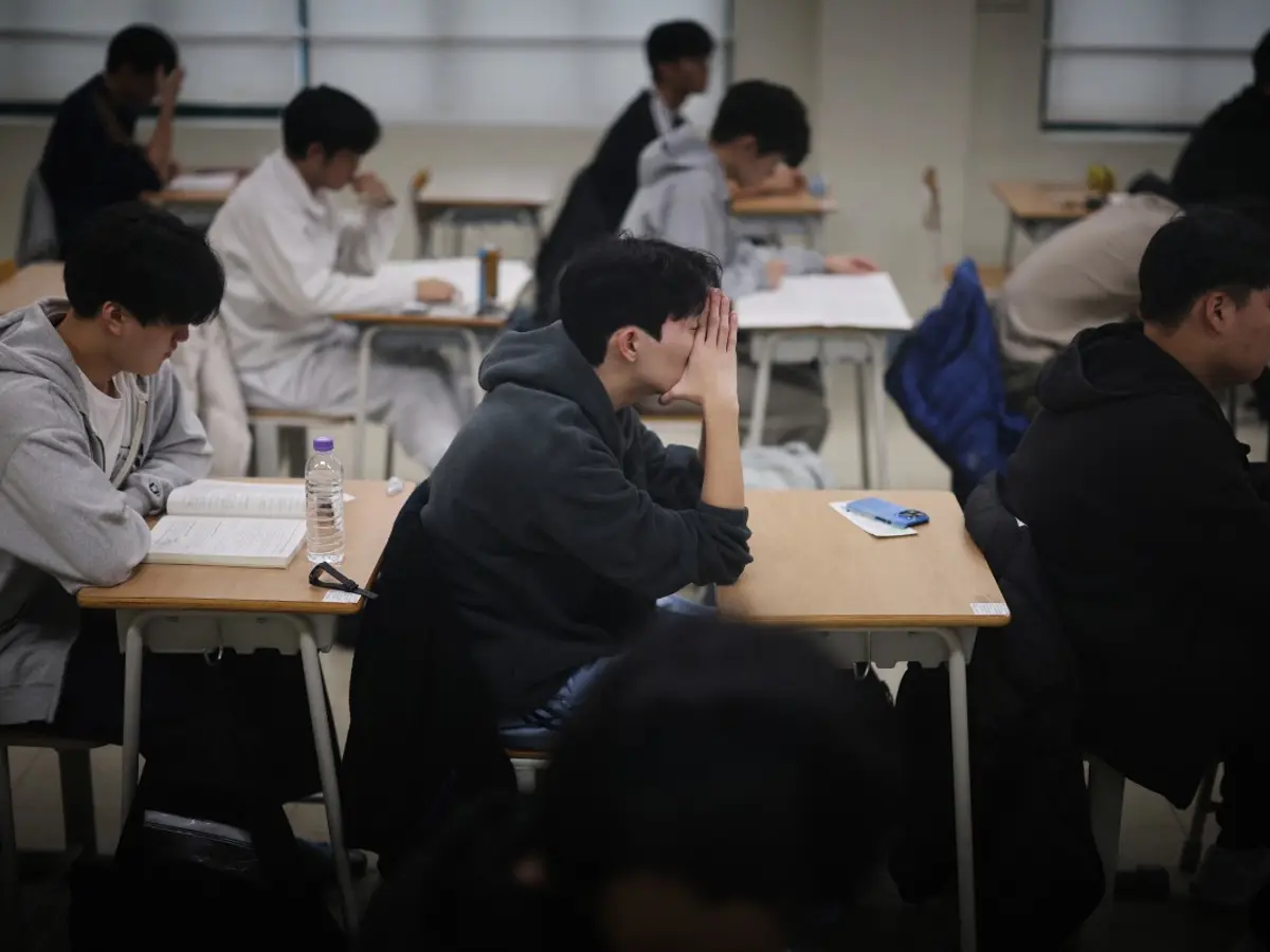 South Korea Halts Flights for Crucial University Entrance Exam