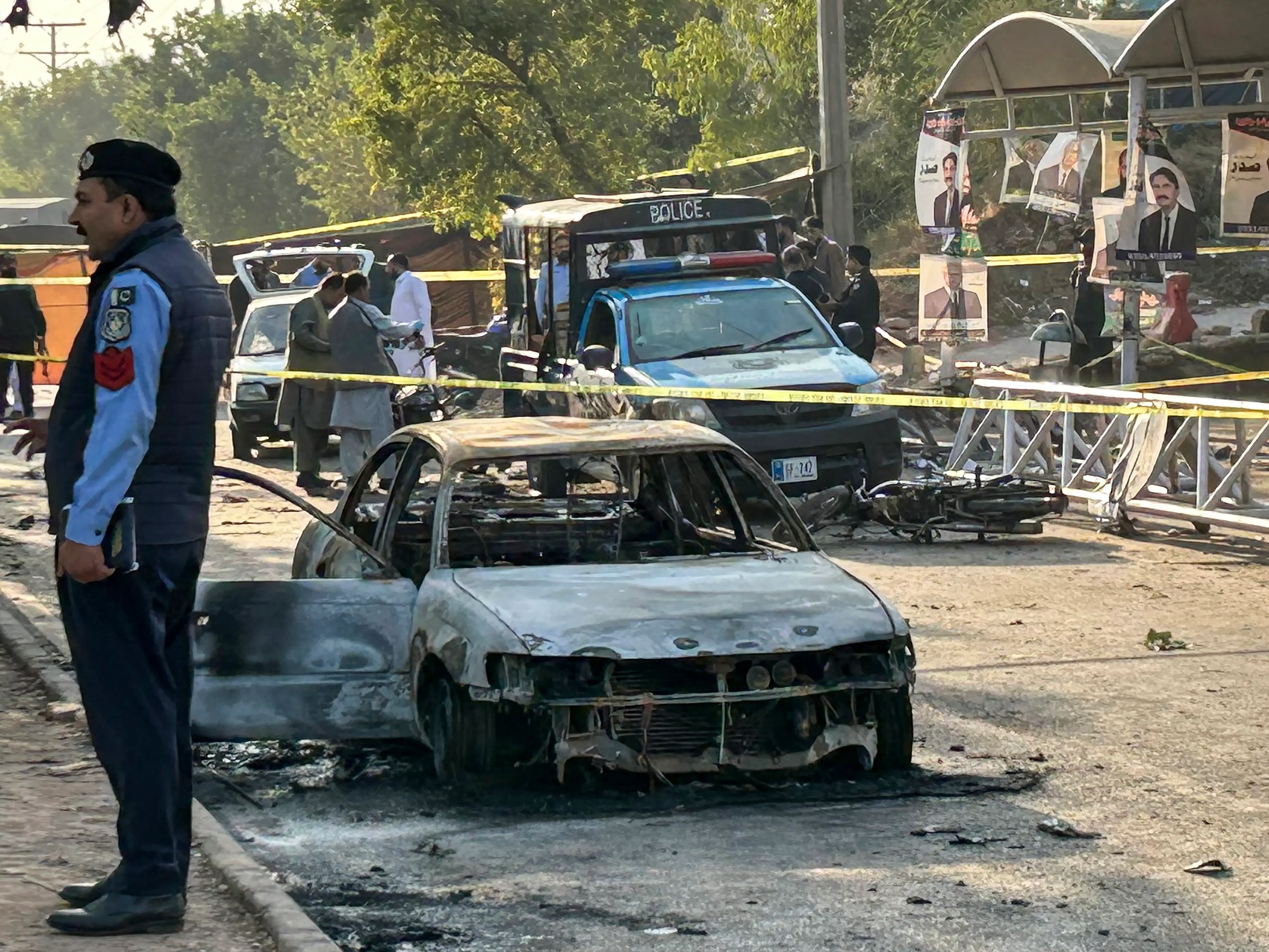 Pakistan nabs four TTP militants linked to Afghan cell in connection with suicide bombing in Islamabad court Pakistan nabs four TTP militants linked to Afghan cell in connection with suicide bombing in Islamabad court