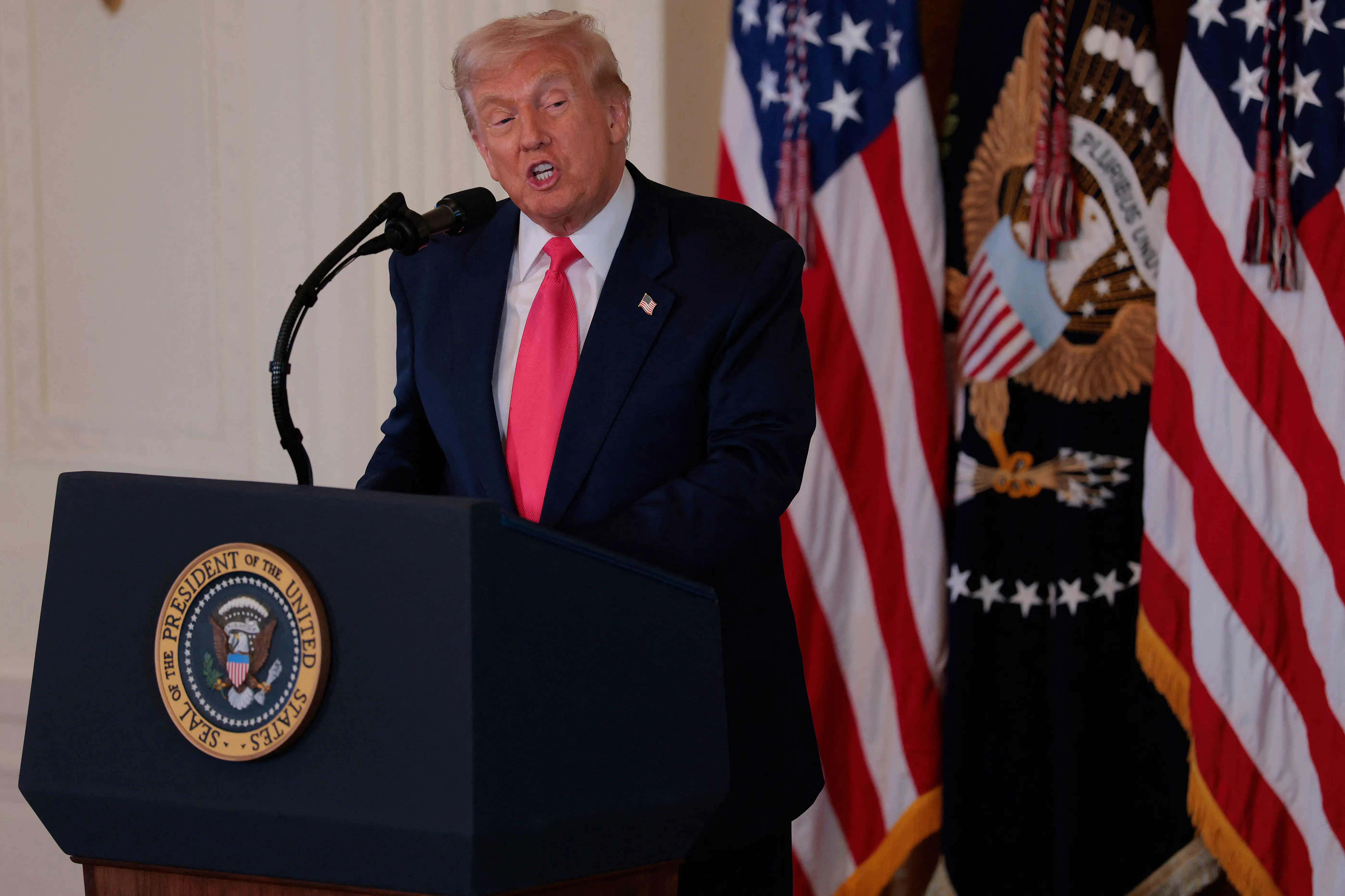 Trump demands probe into Epstein links to Bill Clinton