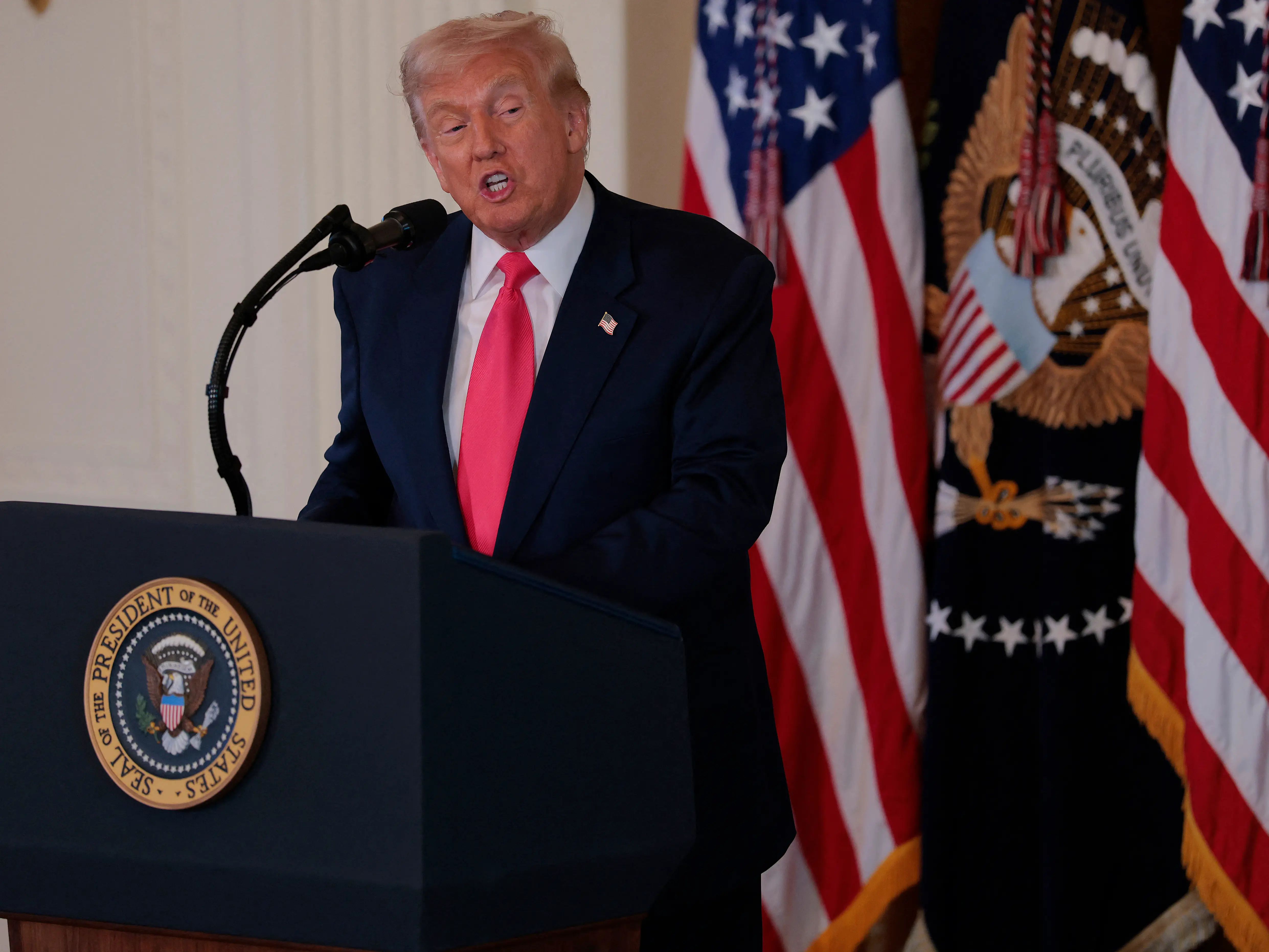 Trump demands probe into Epstein links to Bill Clinton Trump demands probe into Epstein links to Bill Clinton