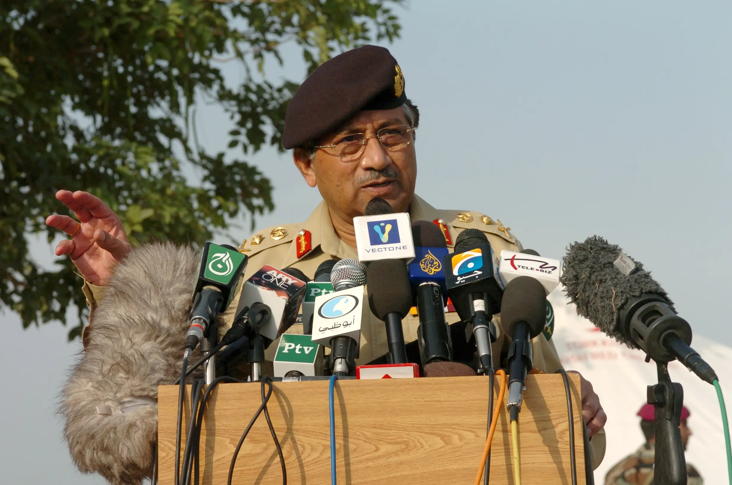 2. Pervez Musharraf (Pakistan)