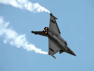 How fighter jets lock targets within 2-3 seconds