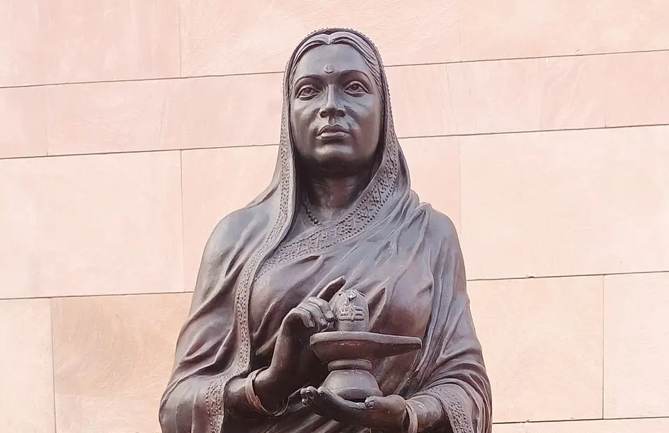 9. Ahilyabai Holkar