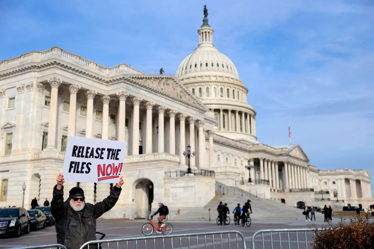 6. Airline Manifests, Flight Logs & Travel Records