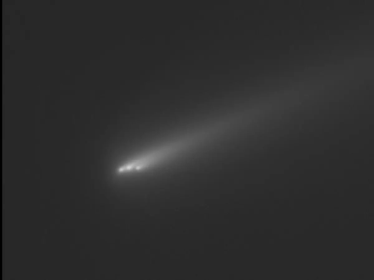 Headless comet? 'Other Atlas' could soon be all tail, no head as it zooms towards Earth Headless comet? 'Other Atlas' could soon be all tail, no head as it zooms towards Earth