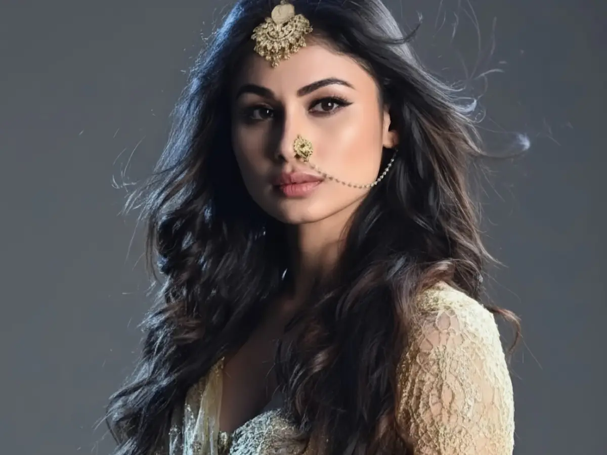 Mouni Roy