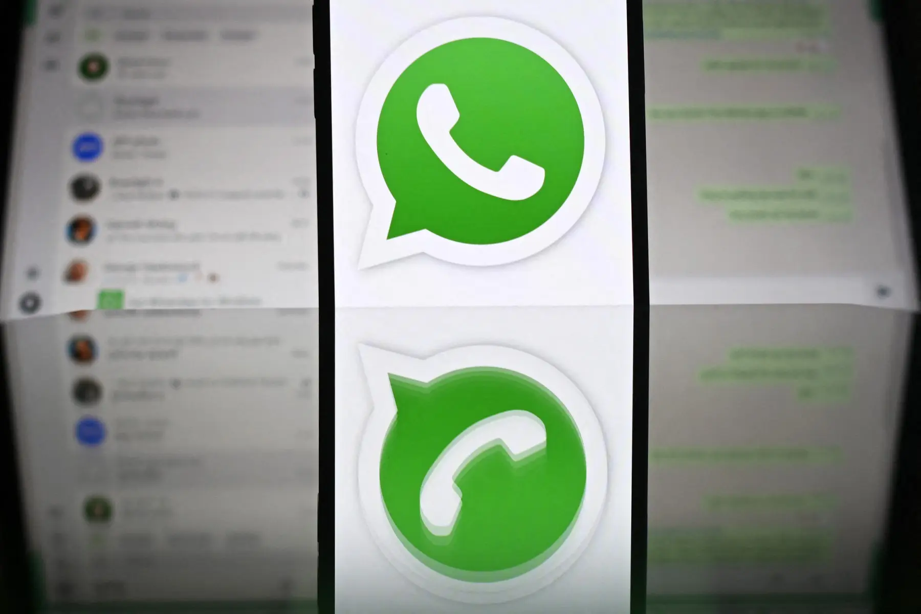 WhatsApp worm using python script targets Brazilian crypto and fintech wallets