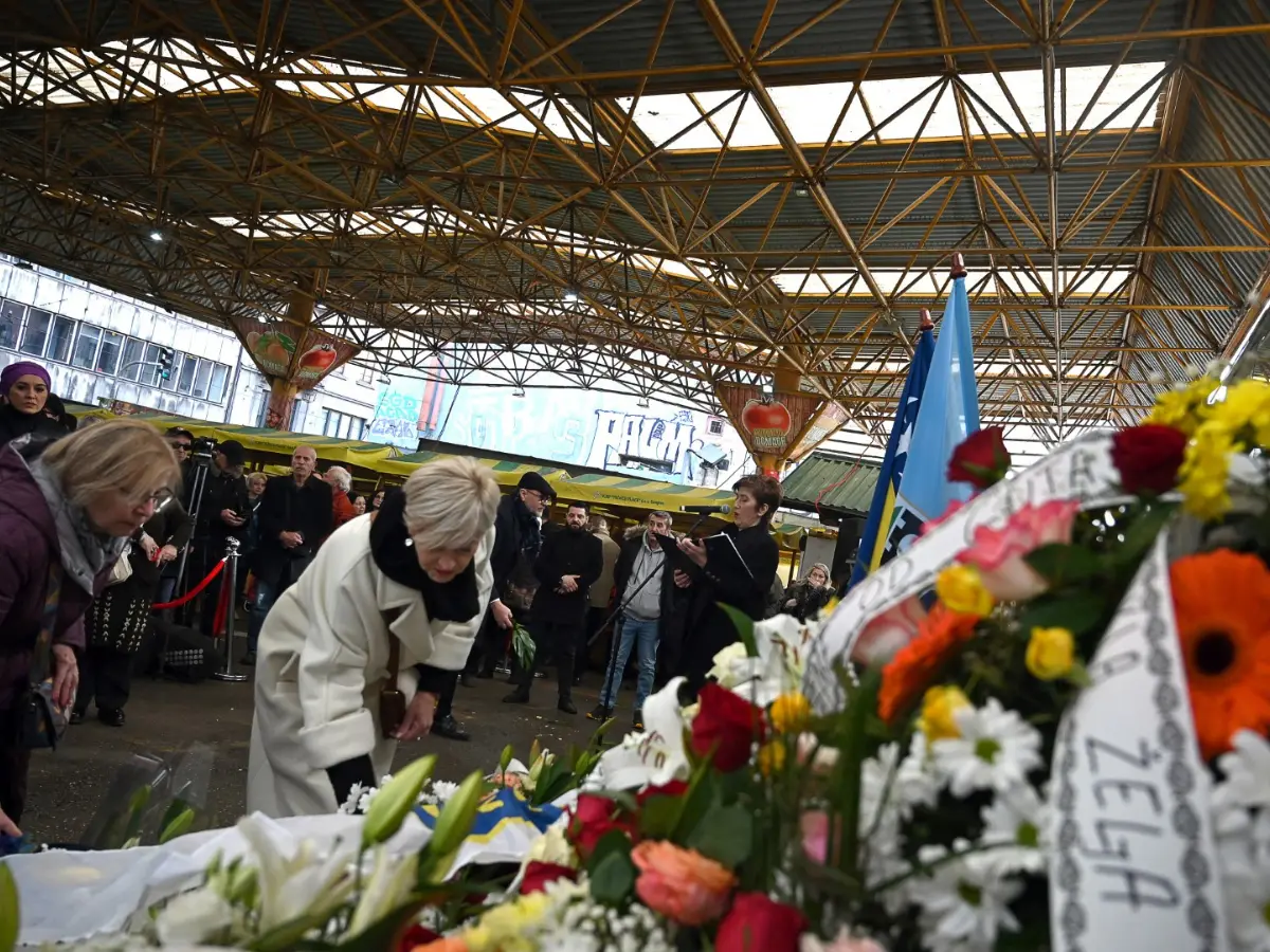 Sarajevo 'human safaris': Serbian prez accused of being a 'weekend sniper' where rich tourists killed civilians for pleasure Sarajevo 'human safaris': Serbian prez accused of being a 'weekend sniper' where rich tourists killed civilians for pleasure