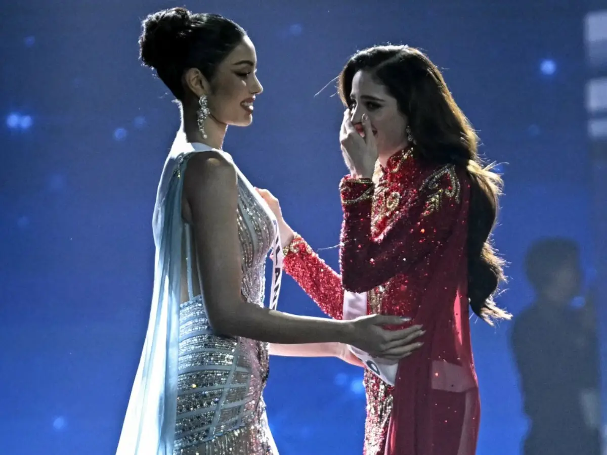 Miss Universe Host Publicly Miss Universe Host Publicly Berates Ms MexicoBerates Ms Mexico