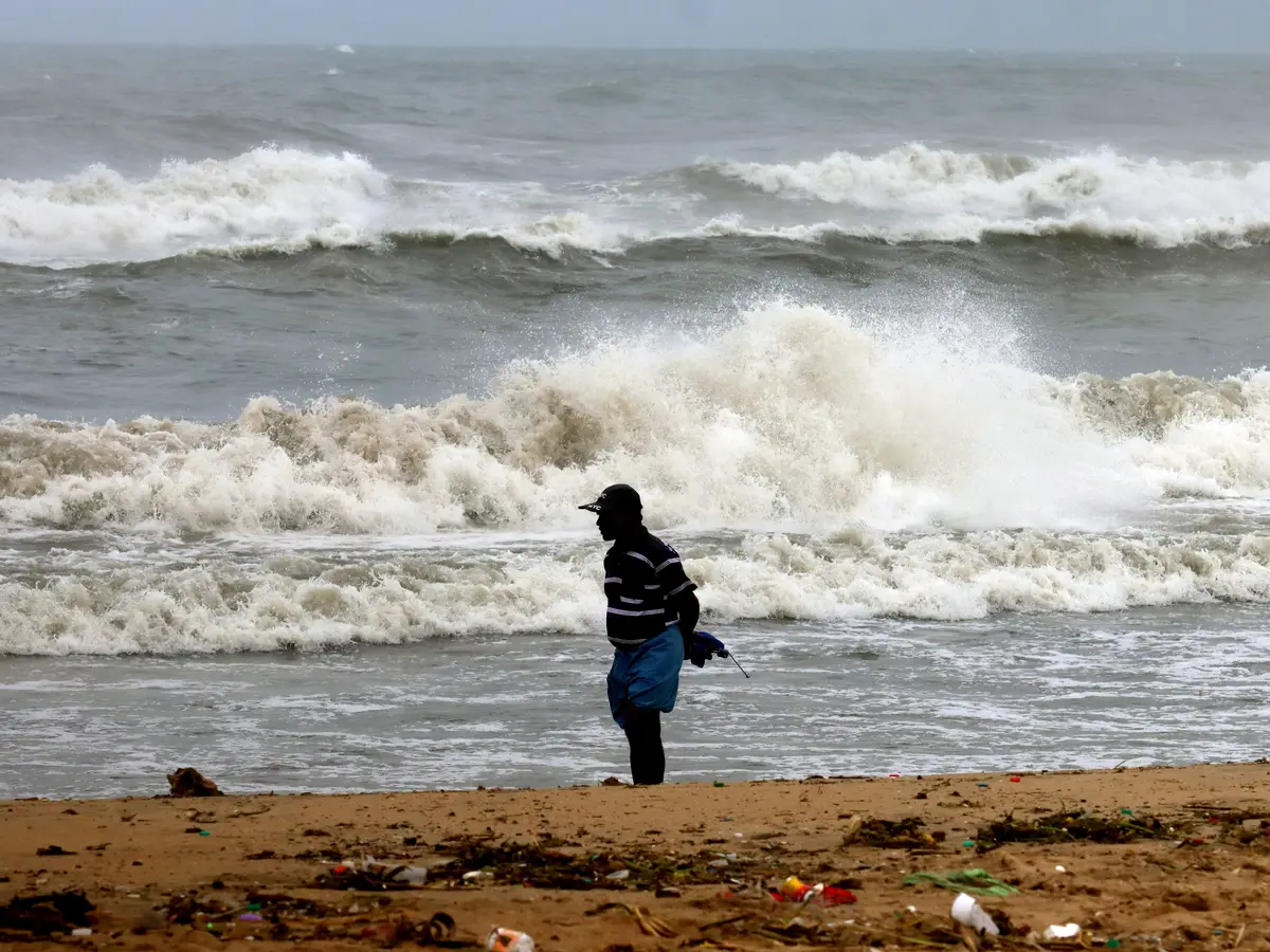 Bay of Bengal Weather Alert: Low-Pressure Area to Depression