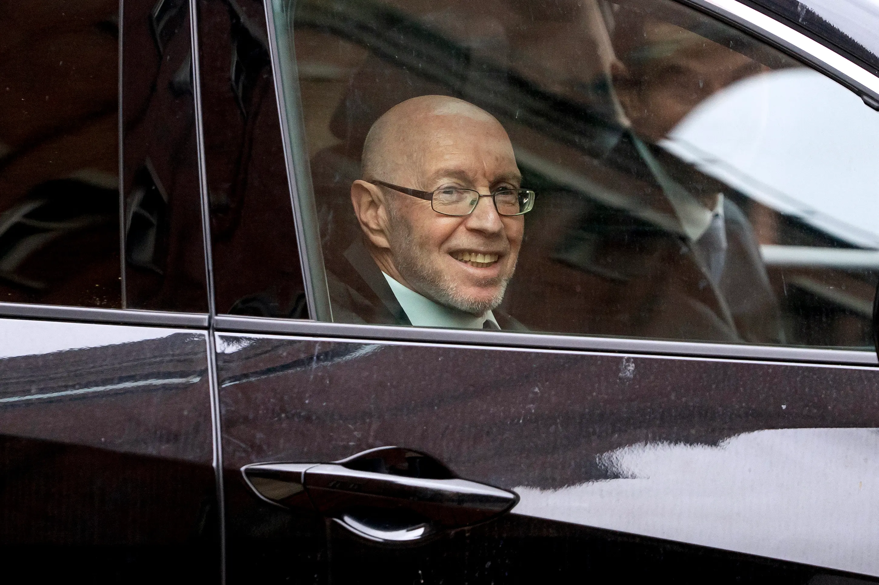 Criminal cases against ex-FBI chief James Comey dimissed by US judge. Details here