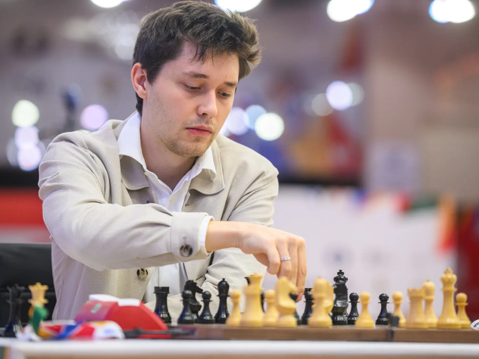 FIDE World Cup 2025: Wei Yi and Sindarov set for tiebreak, Esipenko secures Candidates spot FIDE World Cup 2025: Wei Yi and Sindarov set for tiebreak, Esipenko secures Candidates spot