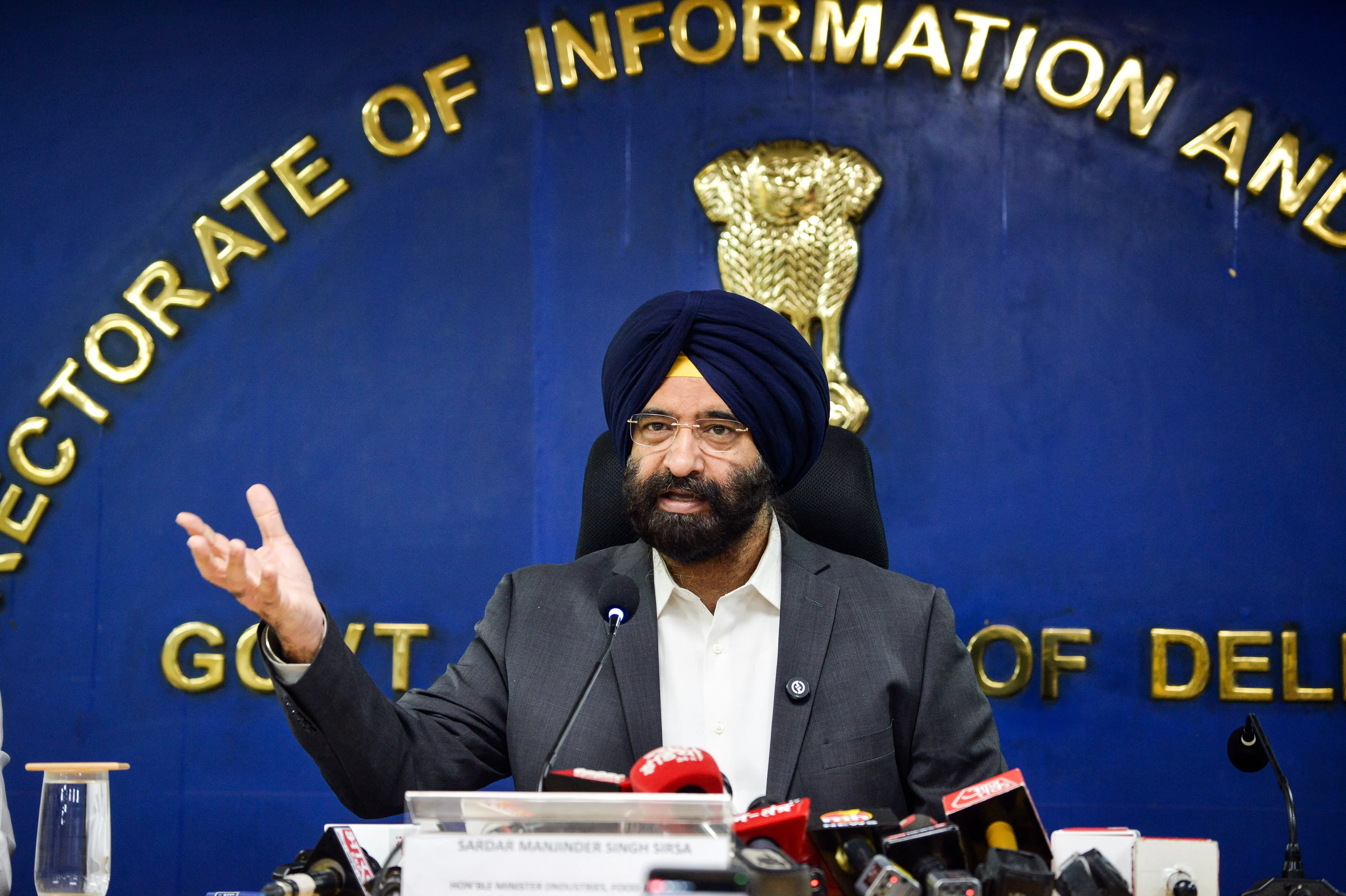 Delhi lifts GRAP-3 restrictions as schools and government offices resume regular operations