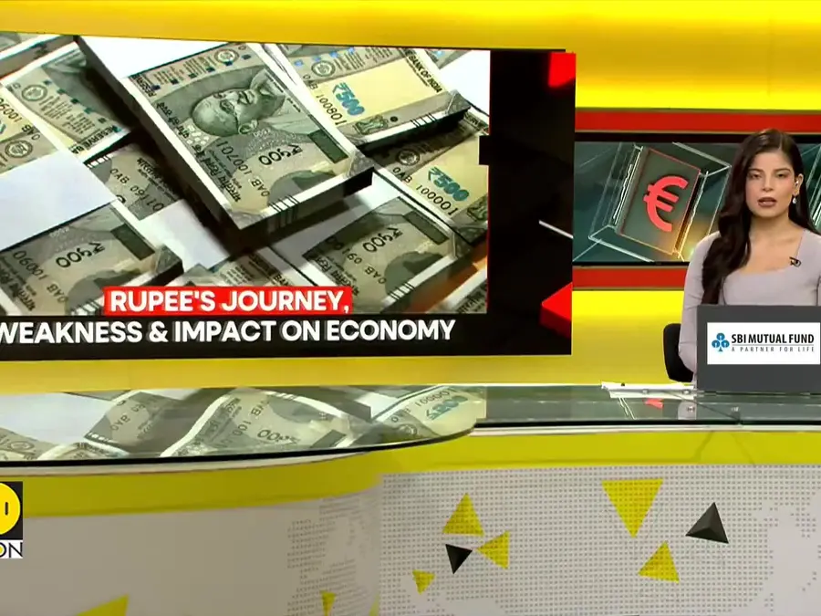 India’s Growth Shadowed by Weak Currency