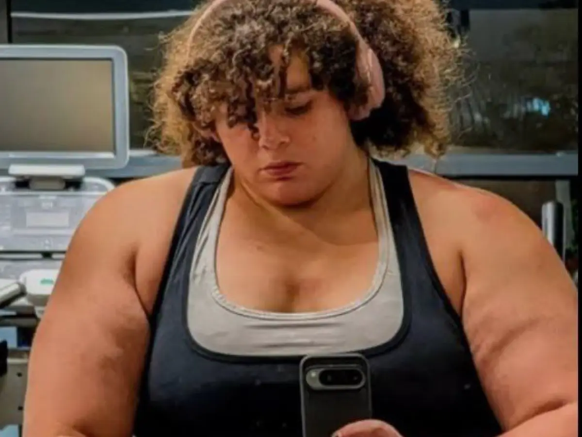 Graphic porn videos of 'World's Strongest Woman' revealed she was born a man, leading to disqualification Graphic porn videos of 'World's Strongest Woman' revealed she was born a man, leading to disqualification
