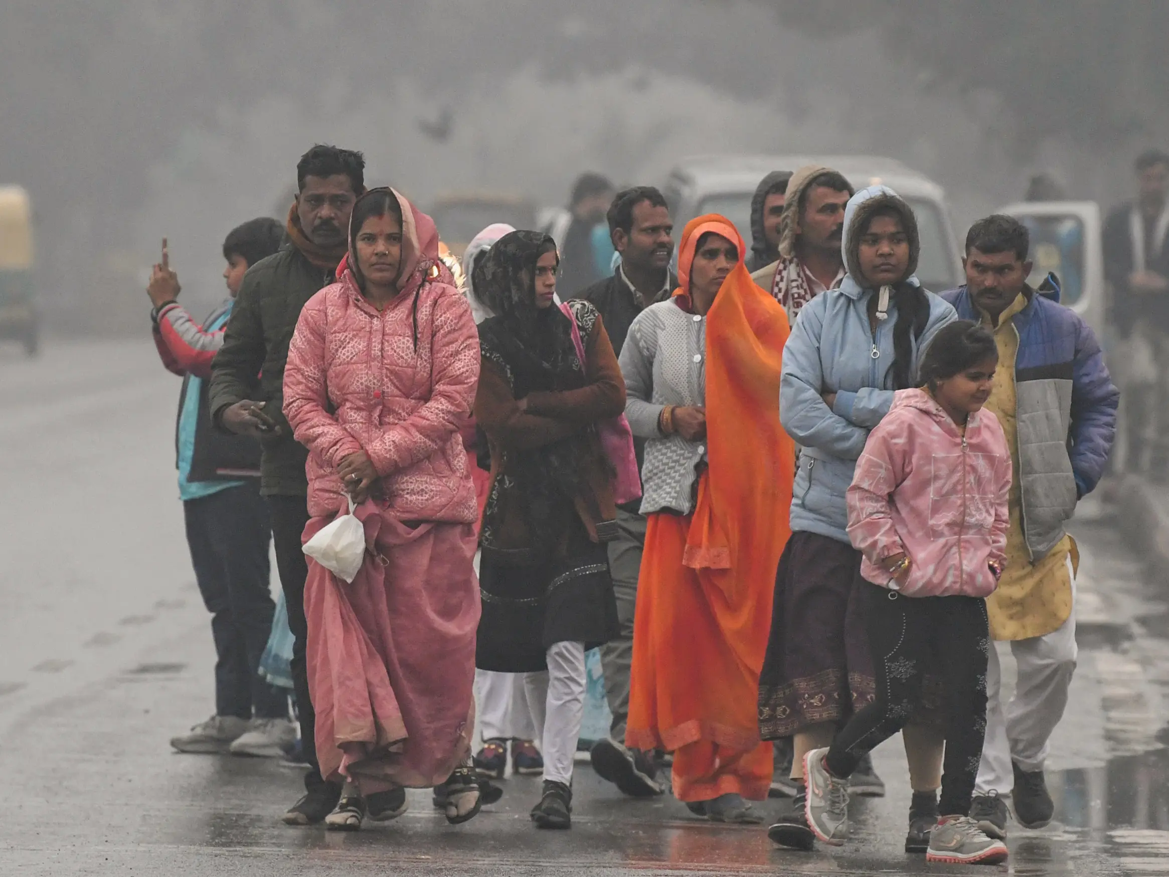 Winter is coming: Delhi shivers at 8°C as cold wave sweeps through the capital Winter is coming: Delhi shivers at 8°C as cold wave sweeps through the capital