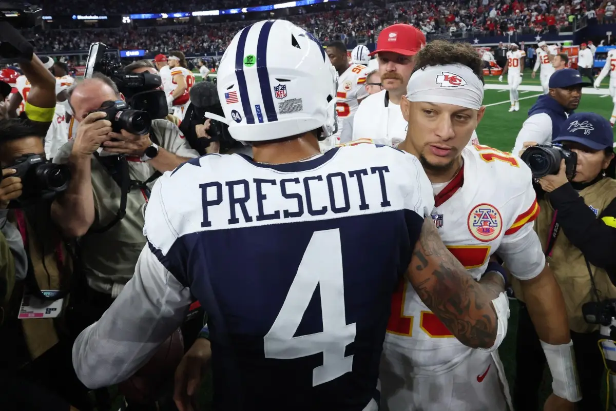 NFL: Prescott leads Cowboys to win over Chiefs to revive playoff bid