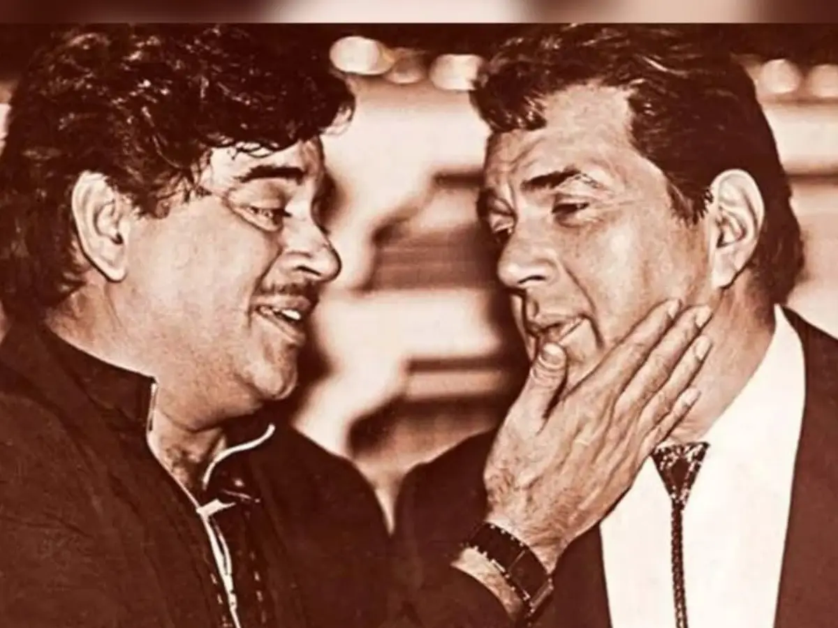 Shatrughan Sinha calls meeting with Dharmendra's family 'heart touching' after actor's demise Shatrughan Sinha calls meeting with Dharmendra's family 'heart touching' after actor's demise
