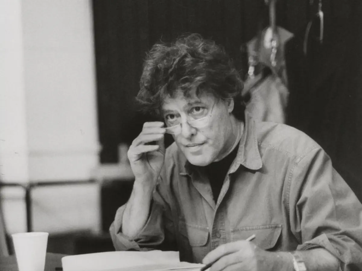 Tom Stoppard, best known for Oscar-winning Shakespeare in Love, dies at 88 Tom Stoppard, best known for Oscar-winning Shakespeare in Love, dies at 88