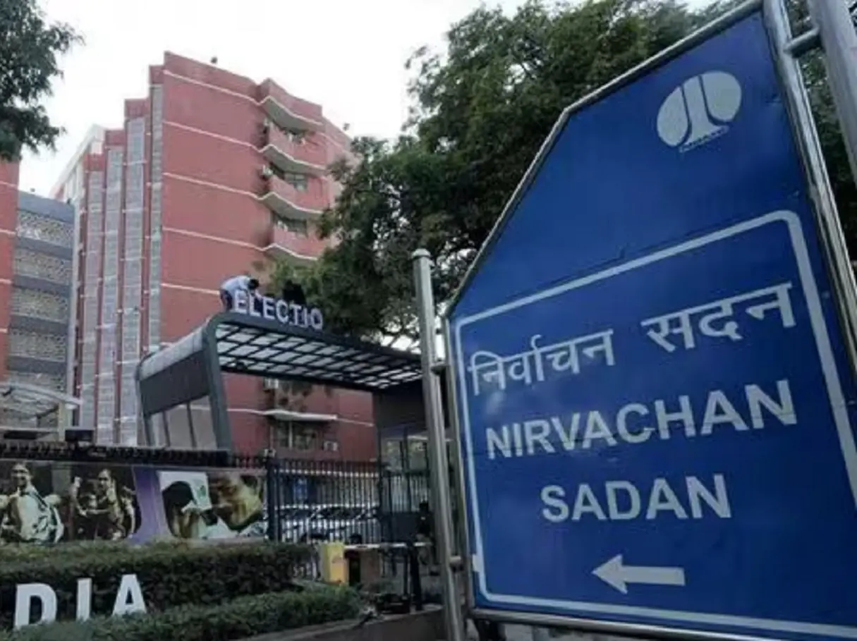 Election Commission extends SIR by 7 days; draft electoral list to be out on Dec 16 Election Commission extends SIR by 7 days; draft electoral list to be out on Dec 16