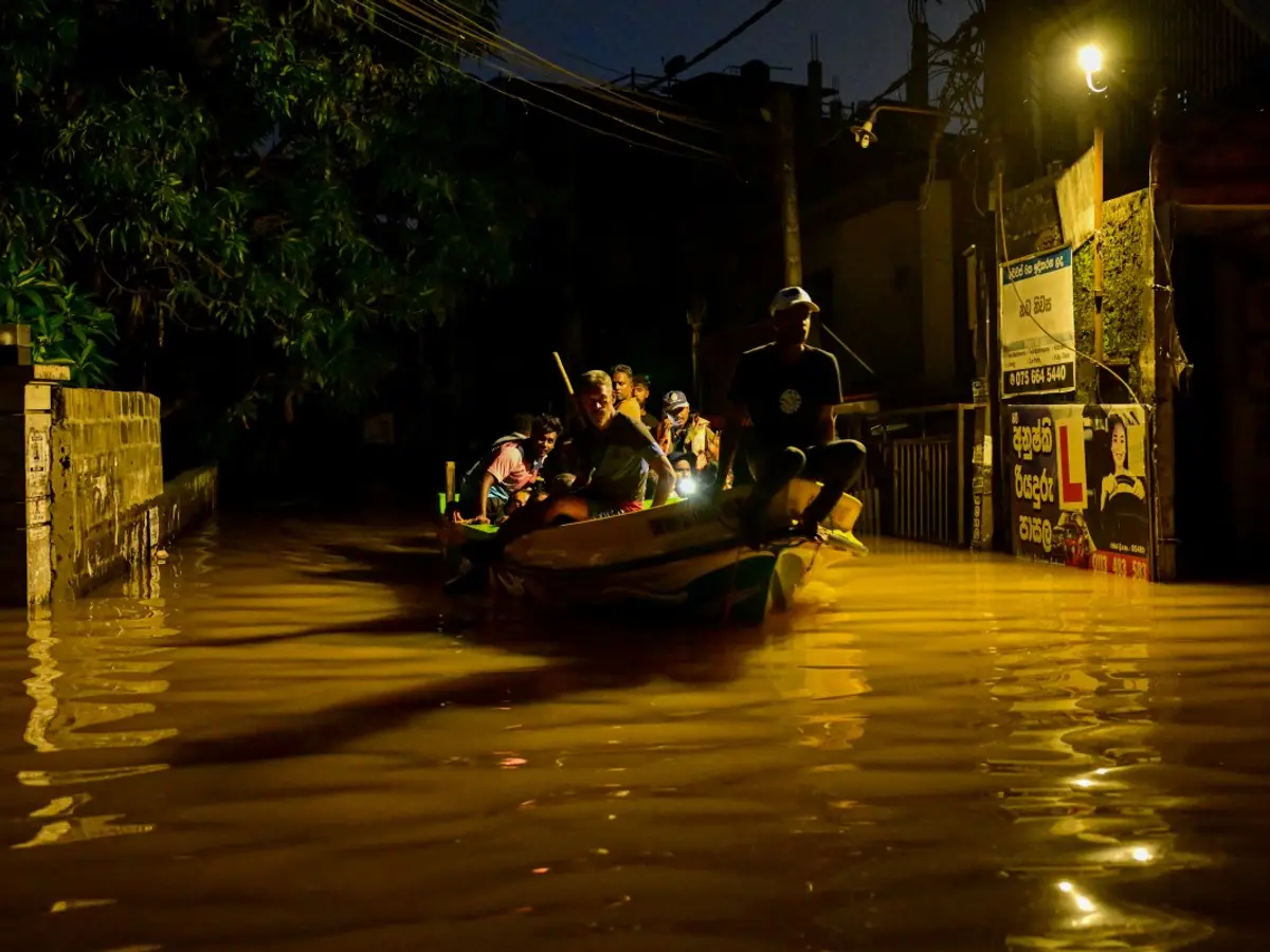 Asia’s monsoon apocalypse: Over 900 dead, hundreds missing across Sri ...