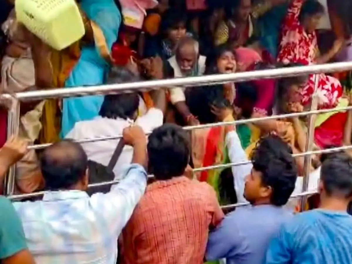 Venkateswara Swamy Temple Stampede: Srikakulam, Andhra Pradesh (November 1, 9 Dead)