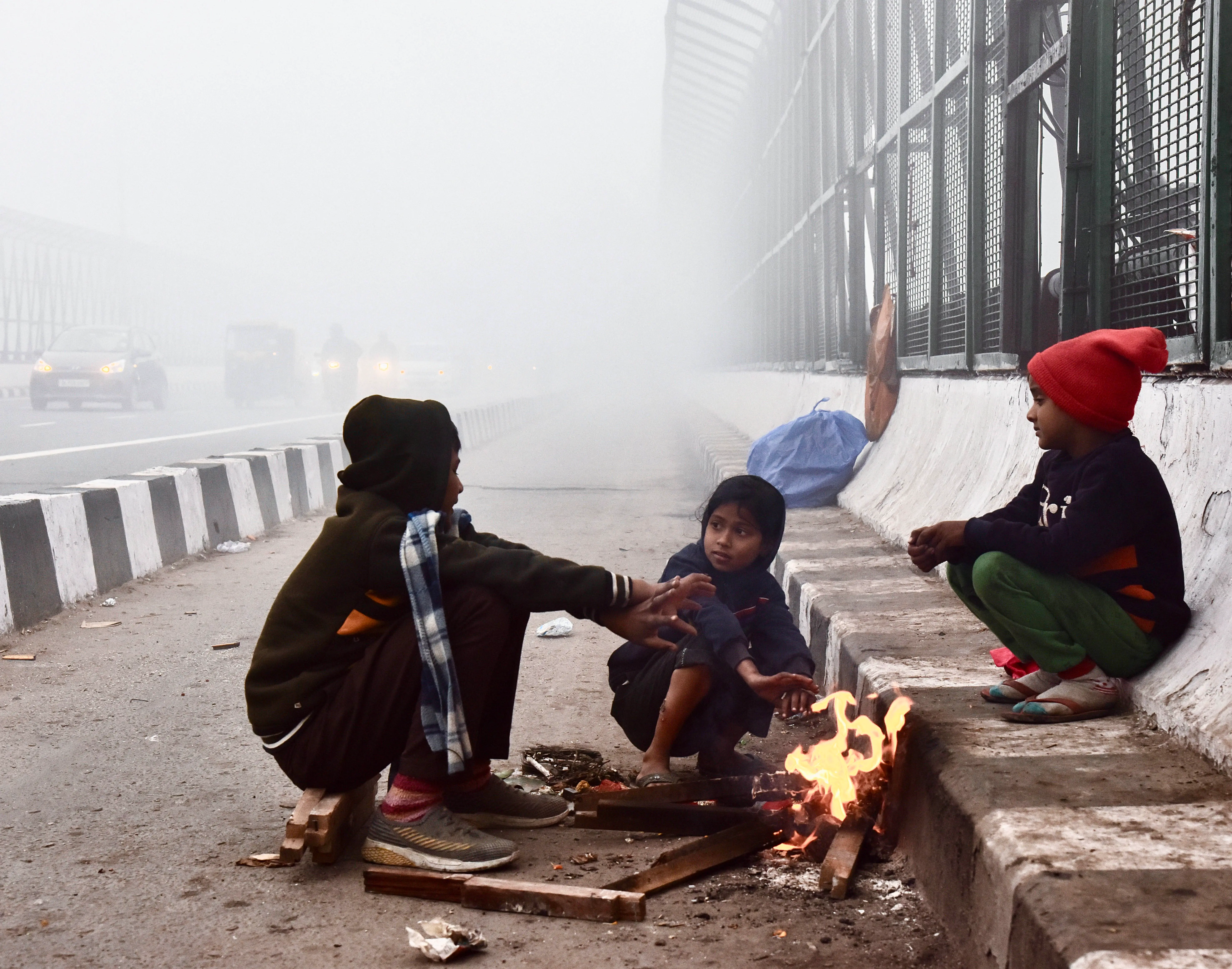 IMD warns of chilly winter ahead with extended cold waves in North, Central India