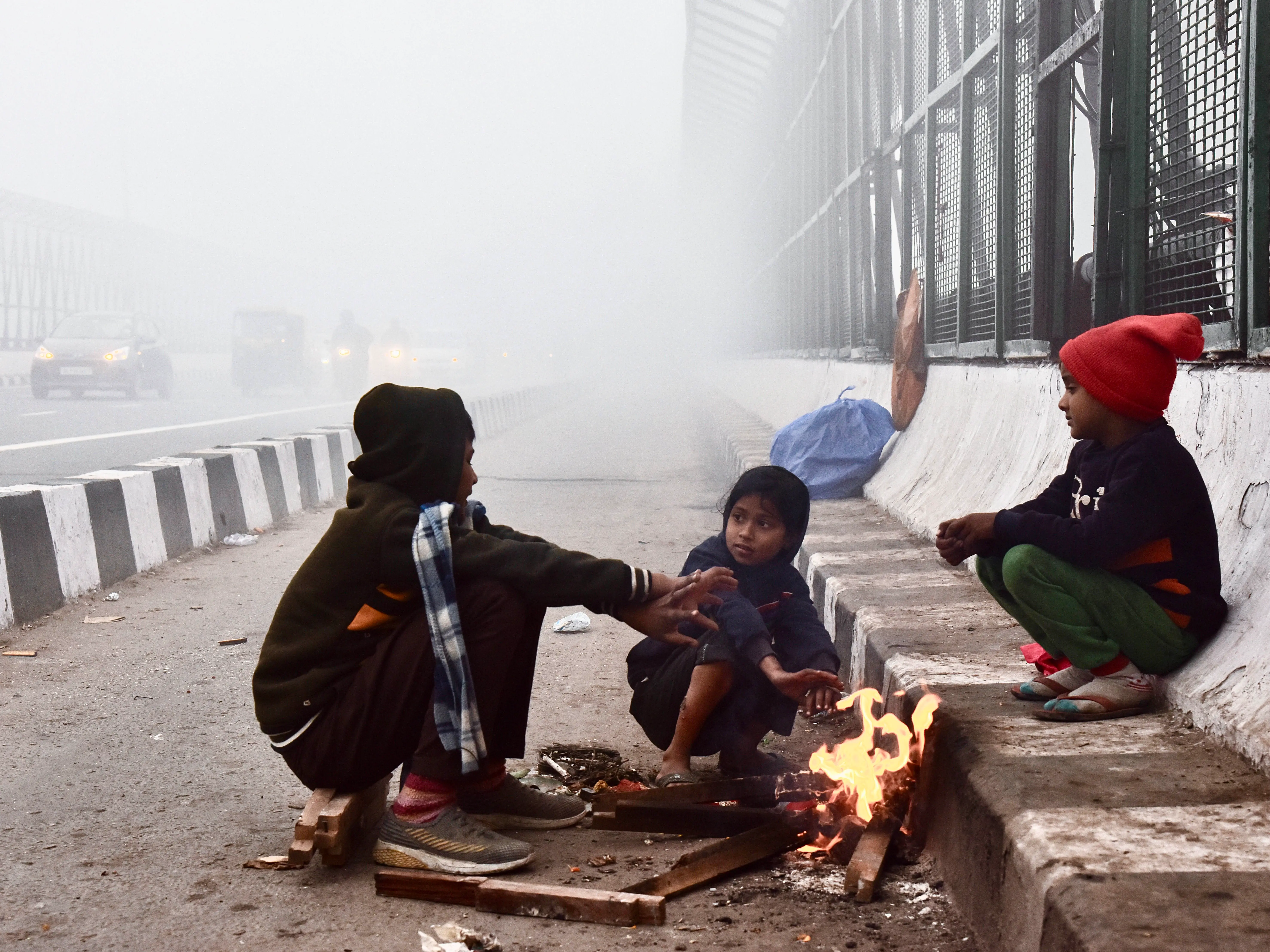 IMD warns of chilly winter ahead with extended cold waves in North, Central India IMD warns of chilly winter ahead with extended cold waves in North, Central India