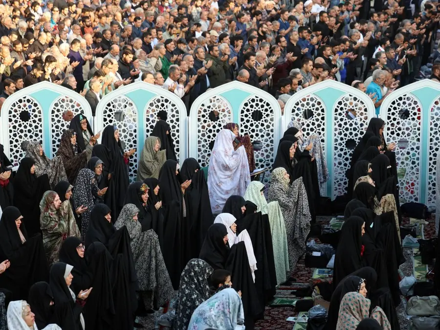 Authorities seek divine intervention as water crisis might force Iran to evacuate its capital, Tehran