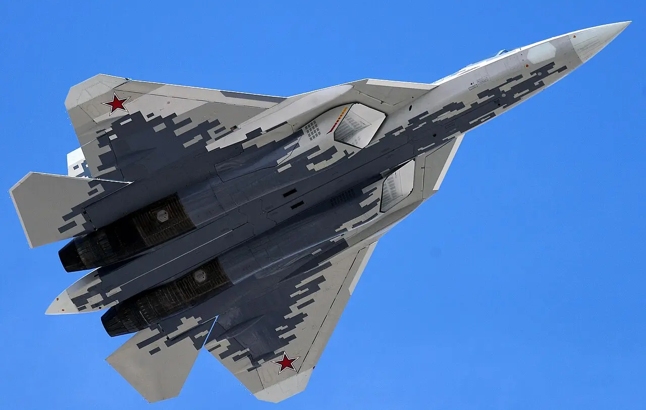 Avionics Architecture - Fifth-Gen Integrated Systems vs Modular Fourth-Gen Design