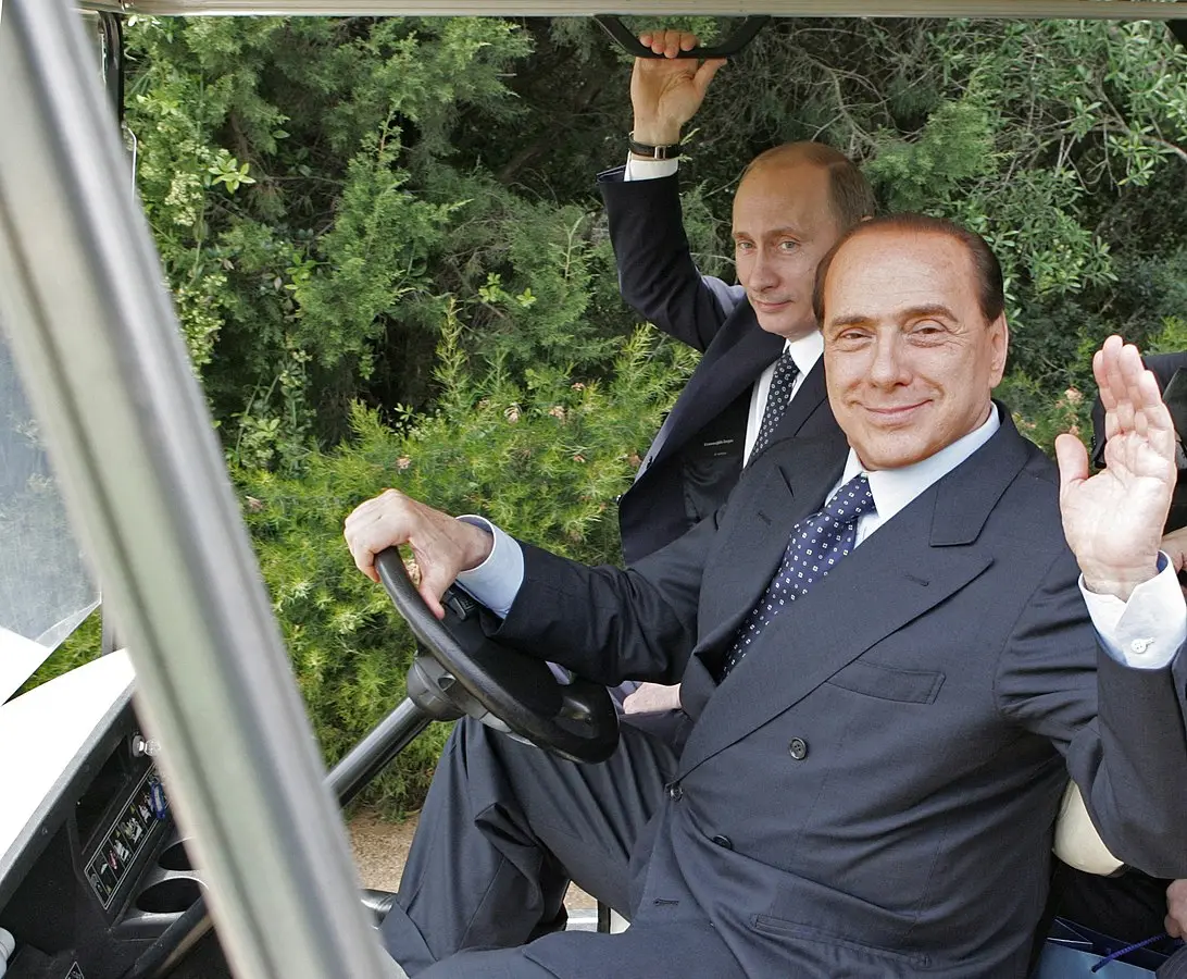 10. Italy: 11 visits