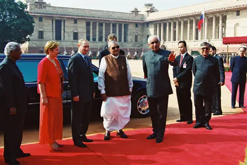 How many times Vladimir Putin visited India?