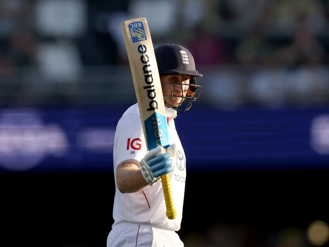 Joe Root breaks long wait with maiden Test century on Australian soil Joe Root breaks long wait with maiden Test century on Australian soil