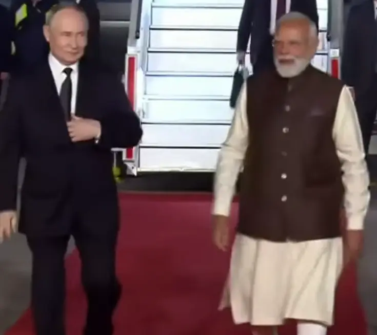 5. Avoiding Overload at IGI Amid Heavy Civil Traffic and Summit Timing