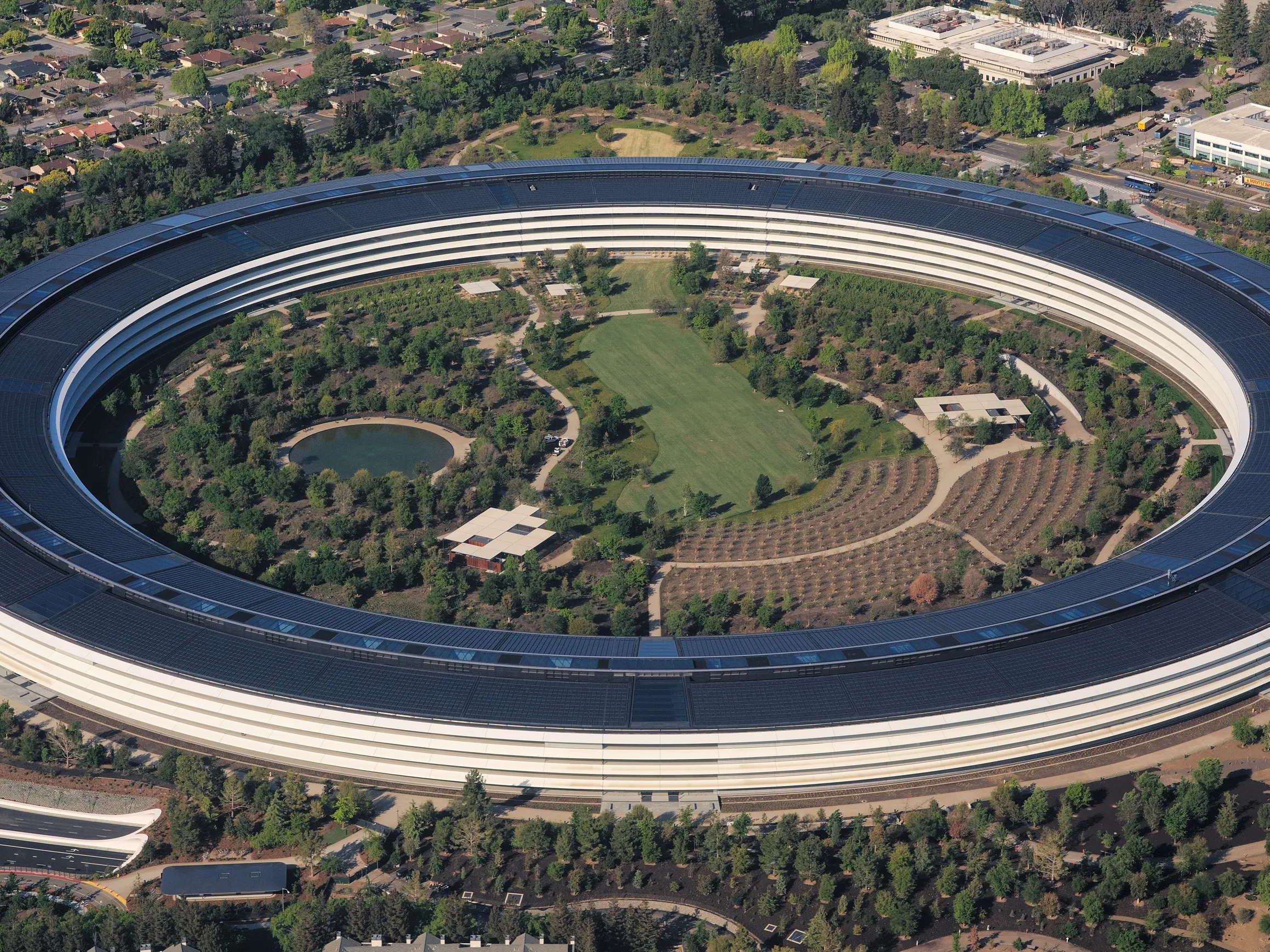 Four top Apple executives exit in 72 hours amid Tim Cook retirement talk: What is happening at The Space Ship of Cupertino? Four top Apple executives exit in 72 hours amid Tim Cook retirement talk: What is happening at The Space Ship of Cupertino?